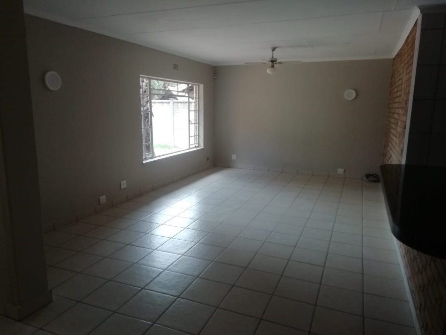 3 Bedroom Property for Sale in Vaalpark Free State